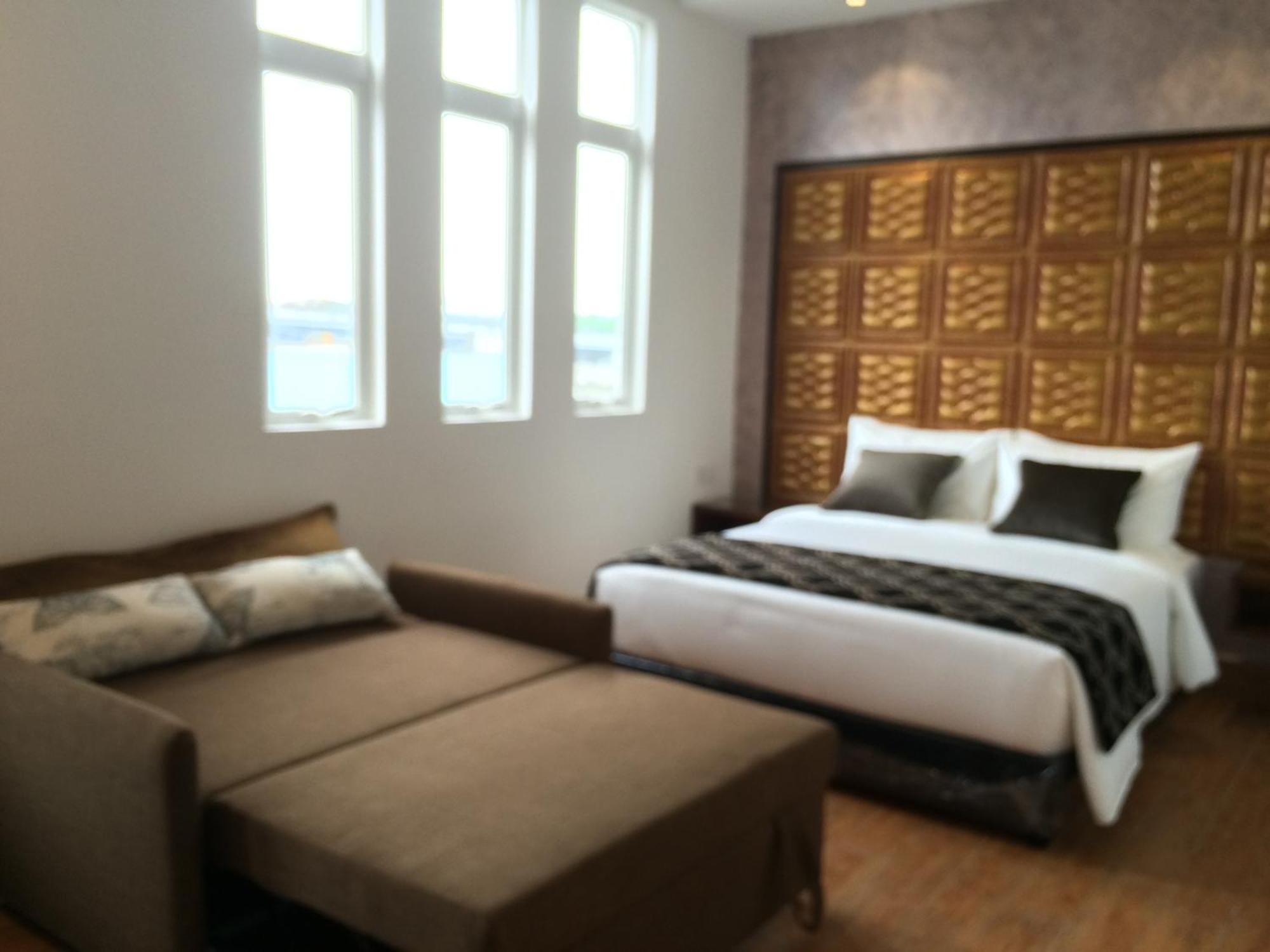 Belllo Hotel Jb Central Johor Bahru Room photo